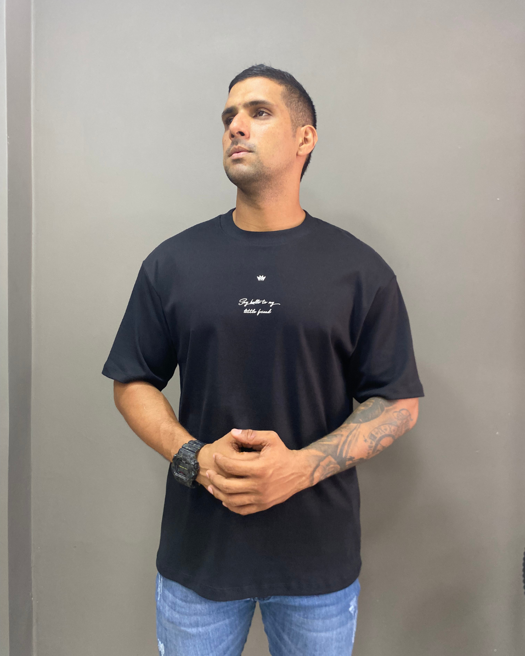 CAMISETA OVERSIZE ESTAMPADA NEGRA 280GM